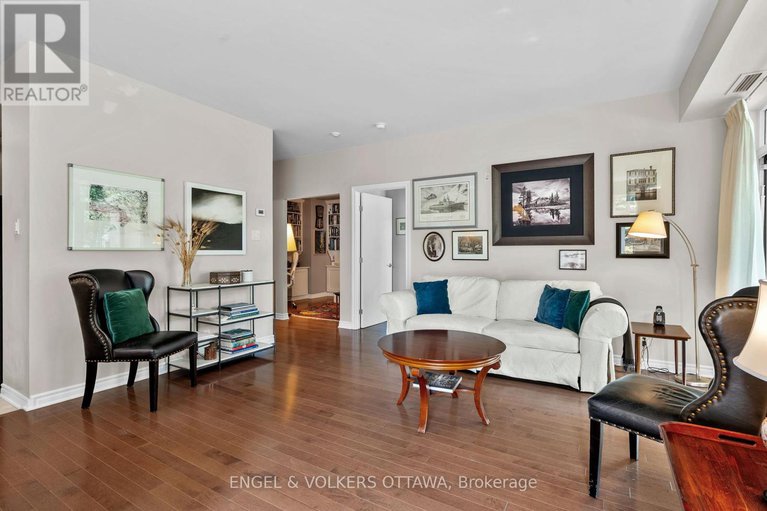 28843086/105-205-bolton-street/lower-townbyward-market/ottawa/ontario/K1N1K7_9