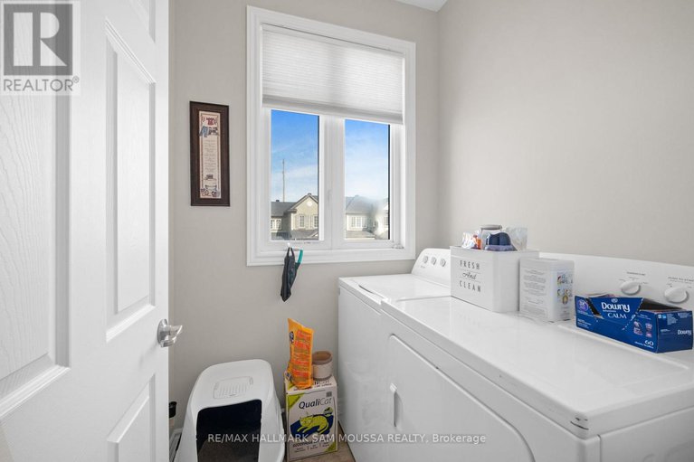 28482187/111-santolina-street/stittsville-north/ottawa/ontario/K2S0W9_29