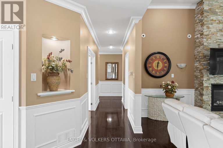 28819198/7510-village-centre-place/osgoode-twp-north-of-reg-rd-6/ottawa/ontario/K4P0C8_15