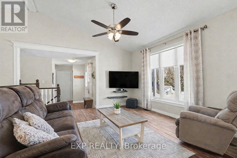 29620887/3238-drouin-road/clarencerockland-twp/clarence-rockland/ontario/K0A2A0_7