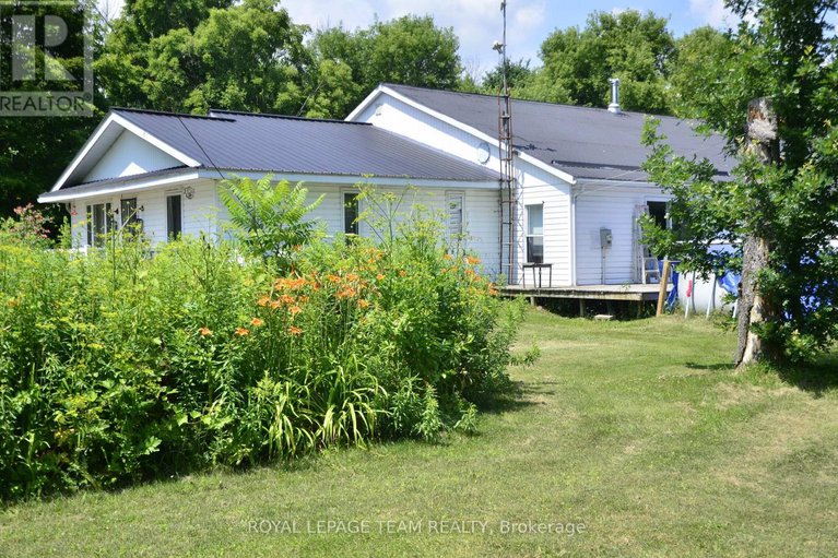 28650134/10355-broken-second-road-w/south-dundas-matilda-twp/south-dundas/ontario/K0E1K0_29
