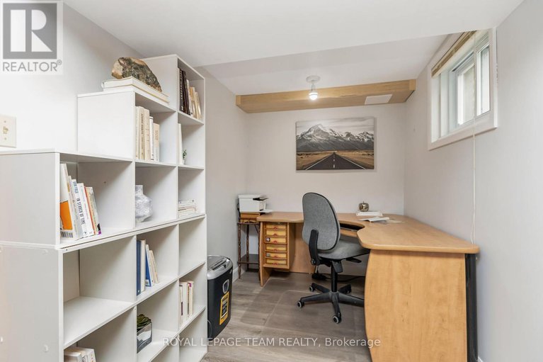 28283538/156-518-orkney-private/carleton-square/ottawa/ontario/K2C3M7_31
