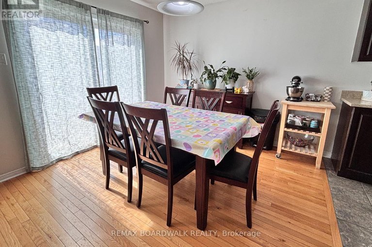 29597543/240-eliot-street/town-of-rockland/clarence-rockland/ontario/K4K0E6_10