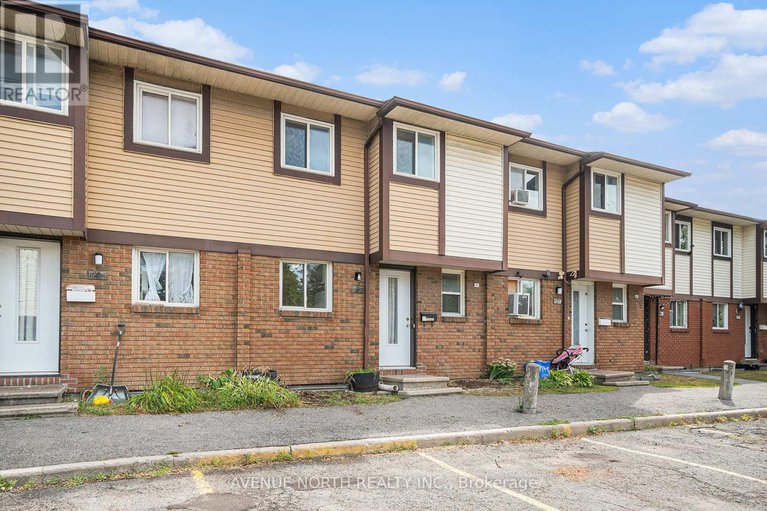 28790025/1747-dondale-st-street/pineview/ottawa/ontario/K1B5H7_3