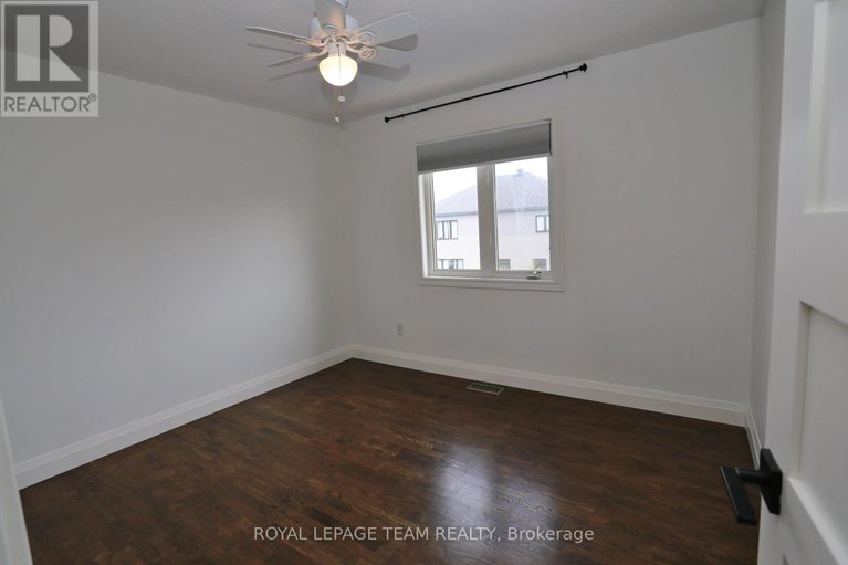 28738556/78-friendly-crescent/stittsville-south/ottawa/ontario/K2S2B5_31