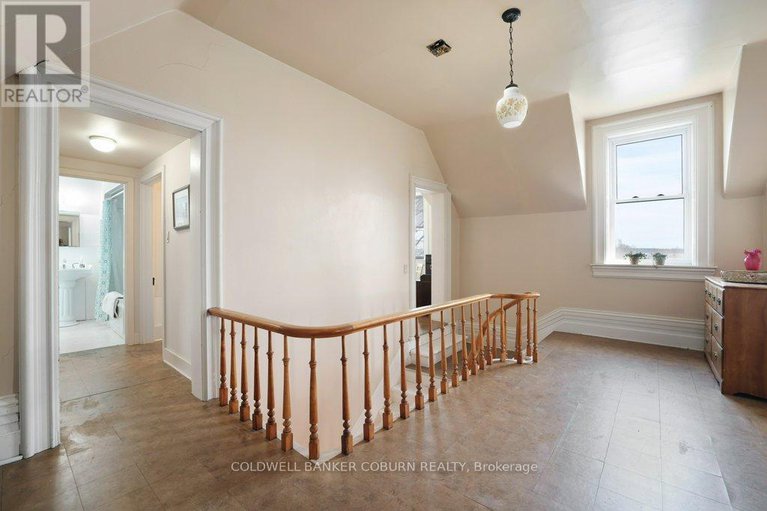 28218269/81-lakeshore-drive/morrisburg/south-dundas/ontario/K0C1X0_34