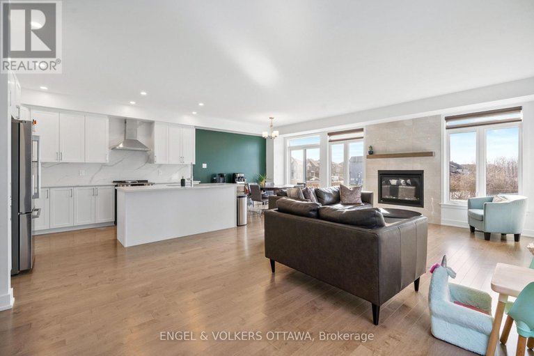 29556815/779-ovation-grove/leitrim/ottawa/ontario/K1T0X6_7