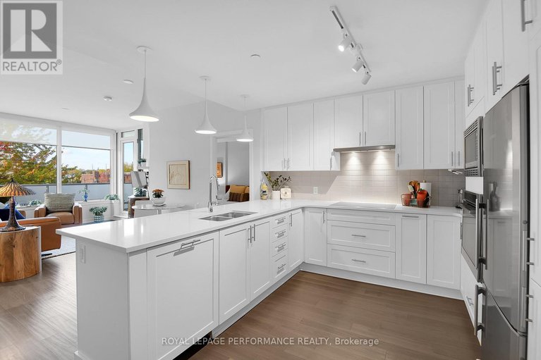 28993305/301-570-de-mazenod-avenue/ottawa-east/ottawa/ontario/K1S5X2_12