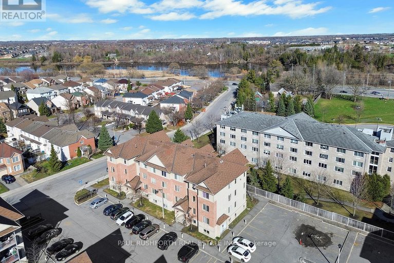 29518980/2-510-stonefield-private/barrhaven-east/ottawa/ontario/K2G4R3_16