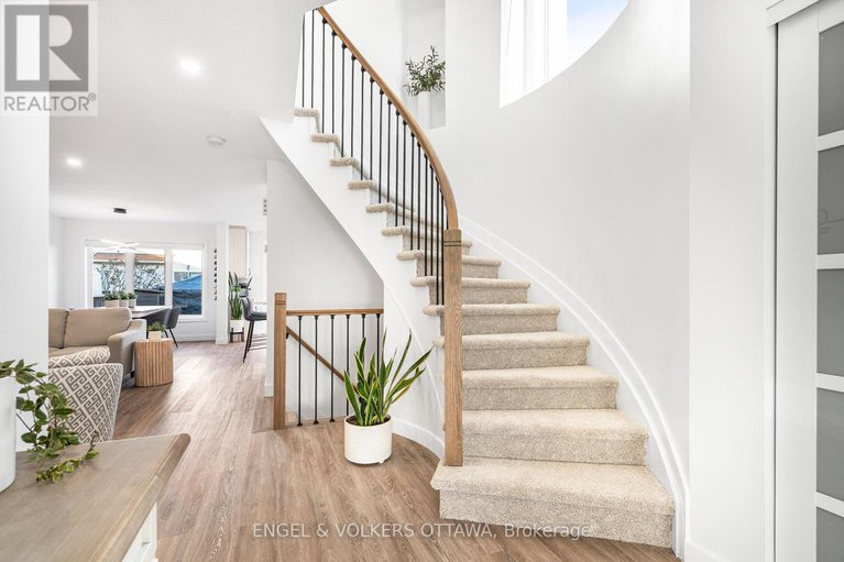 29247647/506-allegro-way/avalon-east/ottawa/ontario/K4A0H6_18