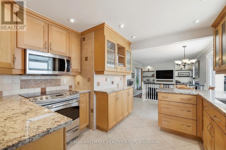 29349074/6066-meadowhill-crescent/chapel-hill/ottawa/ontario/K1C5R9_13