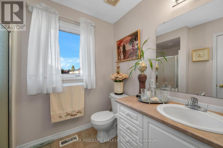 28954539/607-aquaview-drive/avalon-east/ottawa/ontario/K4A4W1_19