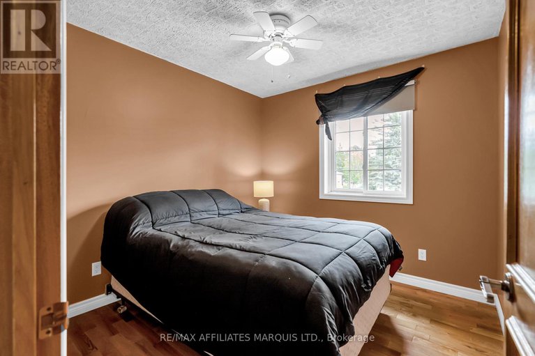 28494873/18227-oak-drive/south-glengarry-charlottenburgh-twp/south-glengarry/ontario/K0C2J0_25