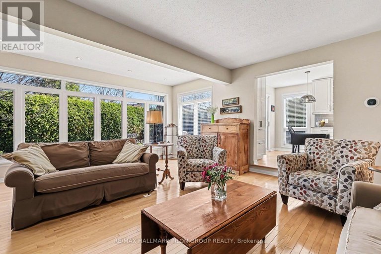 29665271/6321-beausejour-drive/chateauneuf/ottawa/ontario/K1C3J6_3