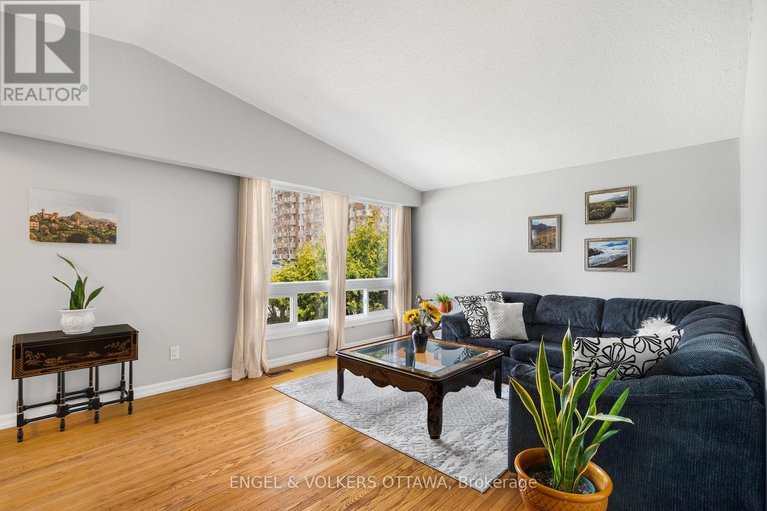 29680502/1004-pleasant-park-road/elmvale-acresurbandale/ottawa/ontario/K1G2A1_9
