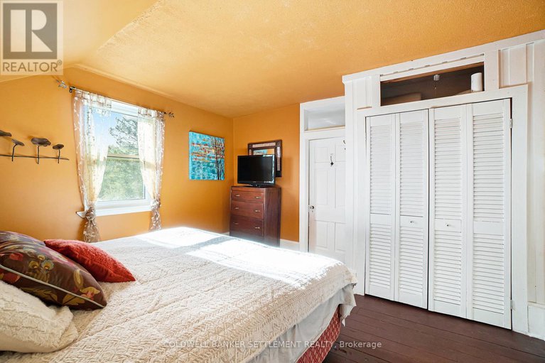 28303793/2296-south-lavant-road/lanark-highlands-dalhousie-twp/lanark-highlands/ontario/K0G1K0_24