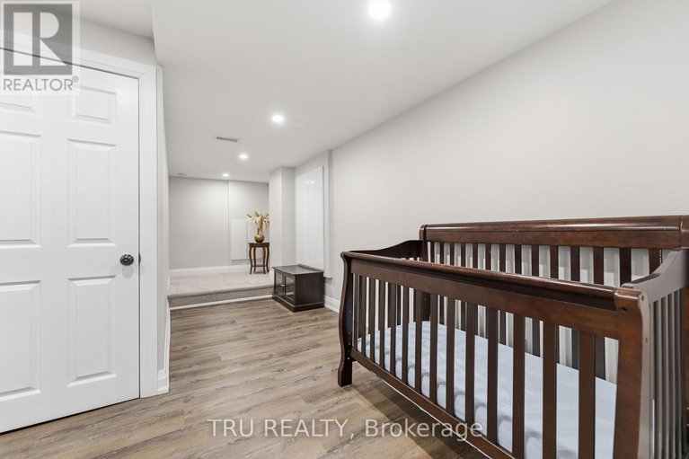 29605925/344-sweetclover-way/avalon-west/ottawa/ontario/K4A1E6_39