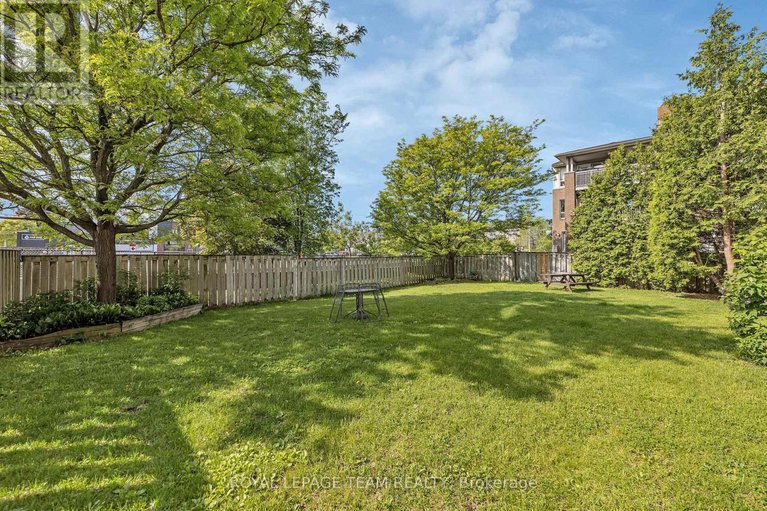 28418448/307-202-hinchey-avenue/mechanicsville/ottawa/ontario/K1Y1L7_20