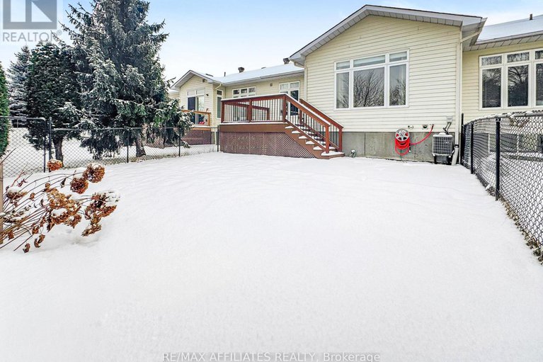 29175638/107-sable-run-drive/stittsville-central/ottawa/ontario/K2S1W7_38