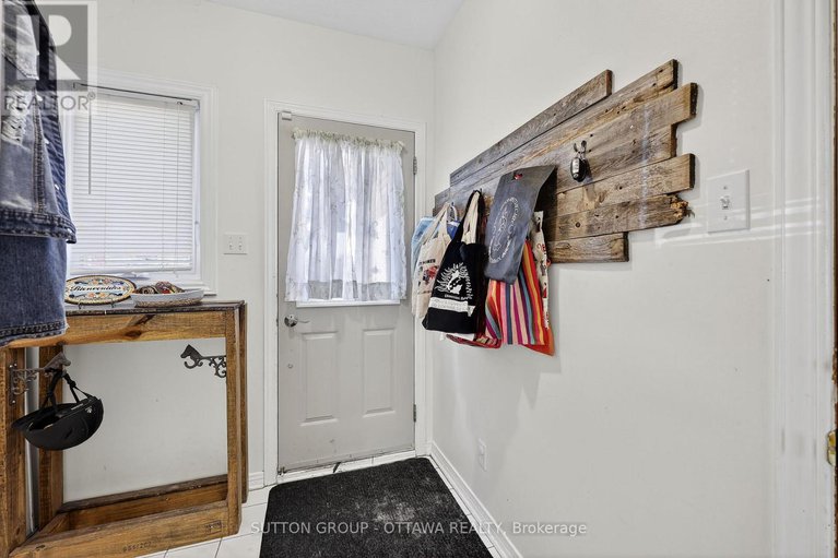 29138836/1473-launay-avenue/fallingbrookpineridge/ottawa/ontario/K4A3R9_5