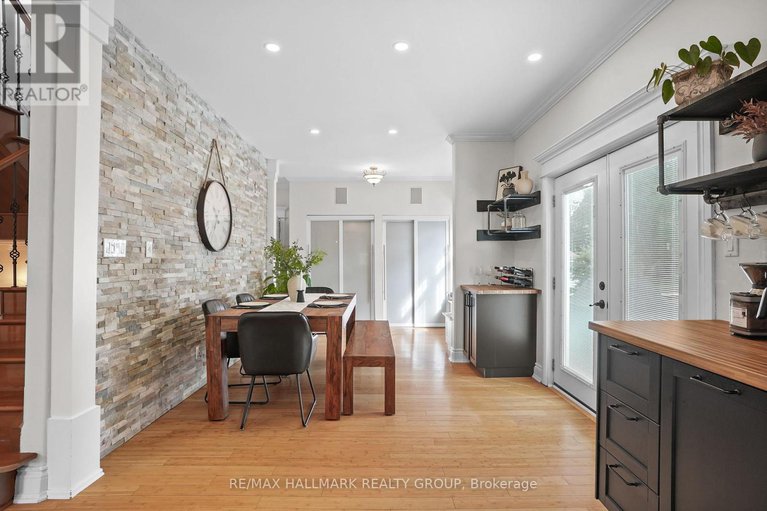 29034872/115-pigeon-street/town-of-rockland/clarence-rockland/ontario/K4K1J8_16