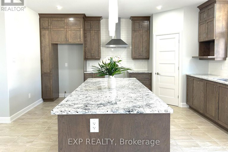 29046527/827-solidex-place/village-of-russell/russell/ontario/K4R0C7_3