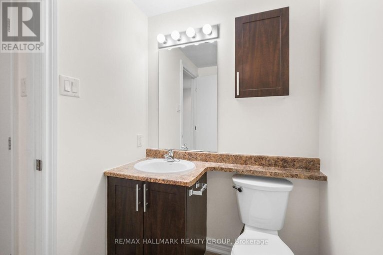 29651498/2404-234-rideau-street/sandy-hill/ottawa/ontario/K1N0A9_20