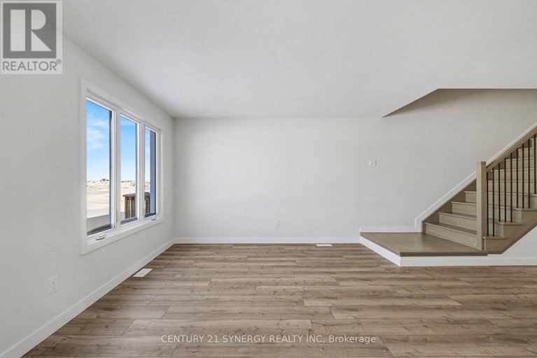 29431373/31-helen-street/north-stormont-finch-twp/north-stormont/ontario/K0A1R0_8