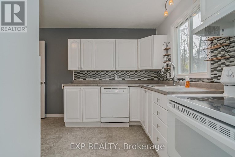 29111766/1364-st-jean-street/chateauneuf/ottawa/ontario/K1C2E6_11