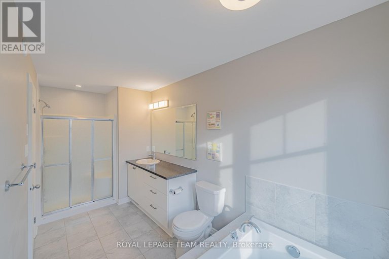 28252866/768-cedar-creek-drive/blossom-parkkemp-parkfindlay-creek/ottawa/ontario/K1T0B2_31