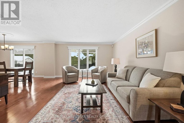 29349074/6066-meadowhill-crescent/chapel-hill/ottawa/ontario/K1C5R9_5