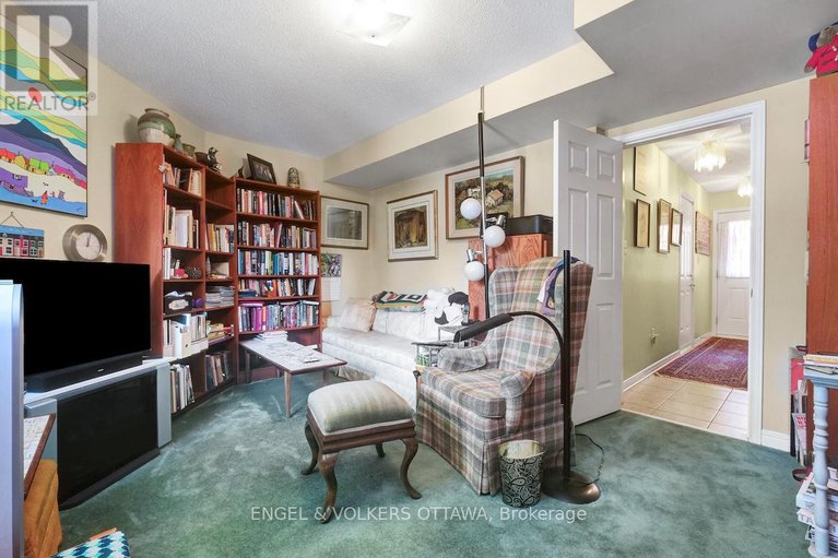28836978/6-stockport-private/ottawa-centre/ottawa/ontario/K2P2J3_7