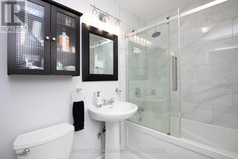 29381015/929-merivale-road/carlington/ottawa/ontario/K1Z5Z7_16