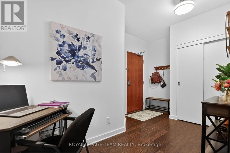 29538009/204-310-centrum-boulevard/bilberry-creekqueenswood-heights/ottawa/ontario/K1E0A3_5