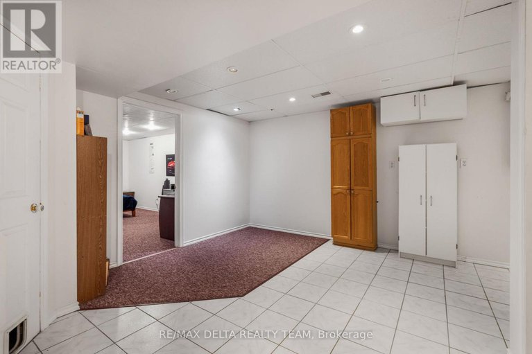 29095359/18-longshire-circle/longfields/ottawa/ontario/K2J4K7_27