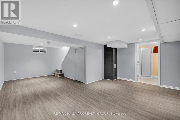 28812431/145-crerar-avenue/carlington/ottawa/ontario/K1Z7P4_16