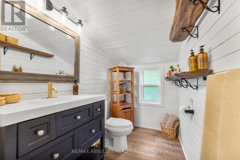 28406088/33-b-oakdale-lane/horton-twp/horton/ontario/K7V3Z8_15