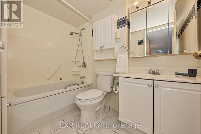 28632466/712-80-sandcastle-drive/leslie-park/ottawa/ontario/K2H9E7_24