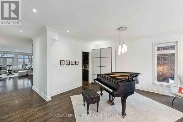 28616420/612-besserer-street/sandy-hill/ottawa/ontario/K1N6C9_14