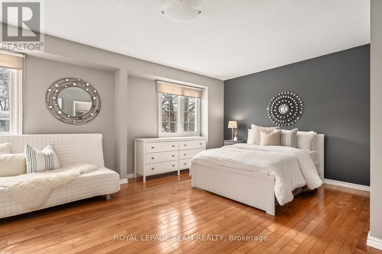 29413398/729-ludgate-court/beaconwood/ottawa/ontario/K1J8K8_22