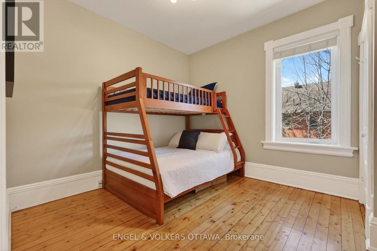 29671640/33-fourth-avenue/glebe/ottawa/ontario/K1S2L1_21