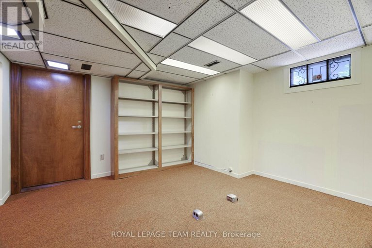 28834447/17-kippewa-drive/dows-lake/ottawa/ontario/K1S3G3_20