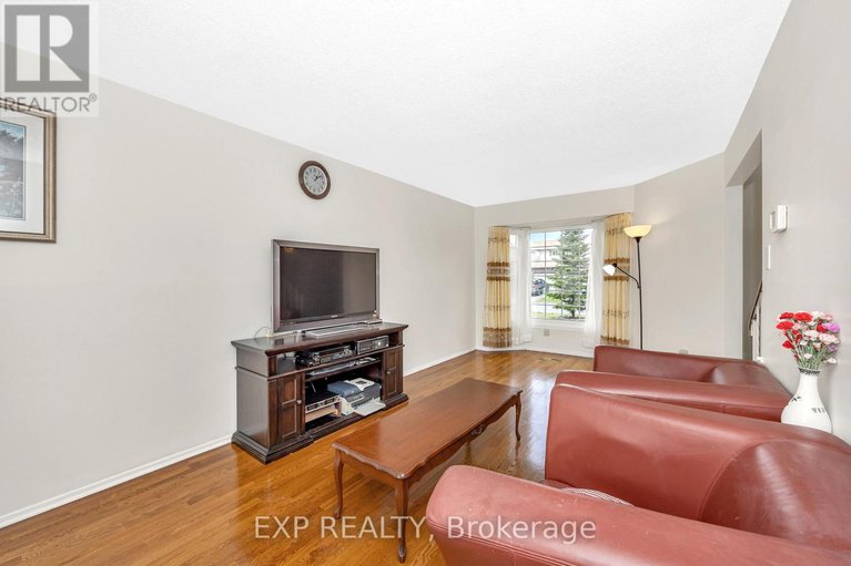 28480509/29-gowrie-drive/glencairnhazeldean/ottawa/ontario/K2L2T5_10