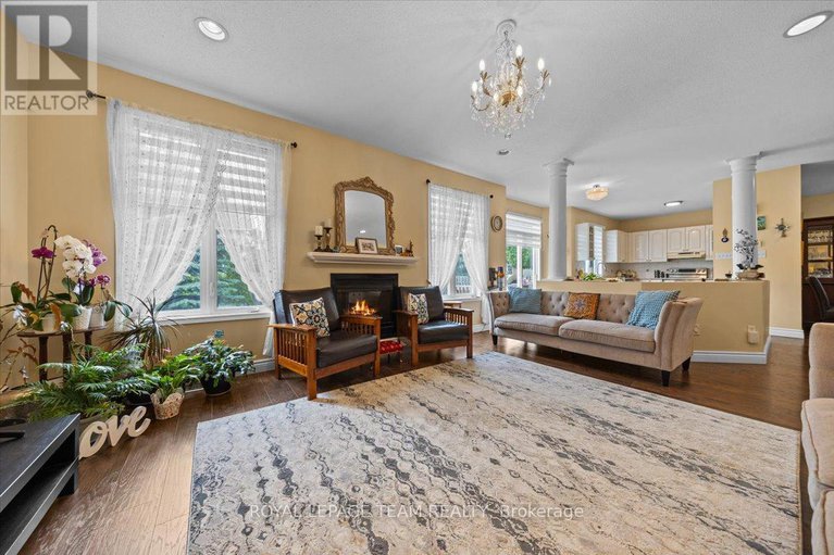 28500865/12-sunvale-way/barrhaven-east/ottawa/ontario/K2G6Y2_16
