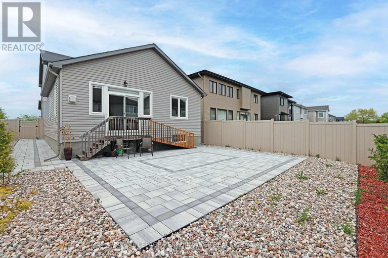 28652205/10-kinetic-way/cedargrovefraserdale/ottawa/ontario/K2J0C9_36