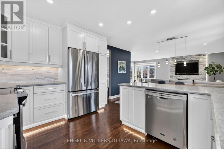 29665272/754-cork-street/elmvale-acres/ottawa/ontario/K1G1X9_19