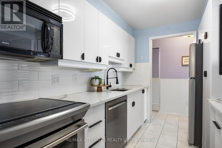28566887/1025-richmond-rd-2305-road/woodroffe/ottawa/ontario/K2B8G8_8