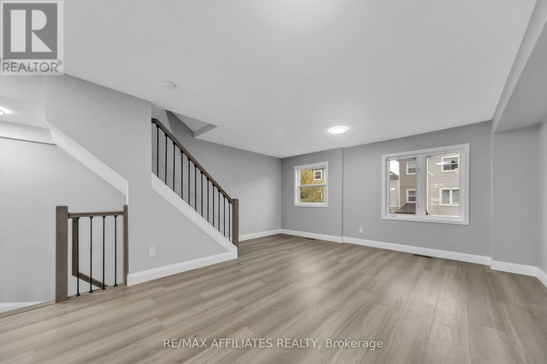 29140441/714-sanibel-private/westcliffe-estates/ottawa/ontario/K2H0A8_17