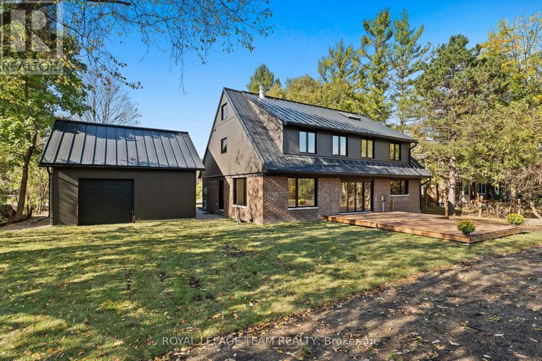 28989052/5575-south-sunset-drive/manotick-long-island-nicholls-island/ottawa/ontario/K4M1J4_6