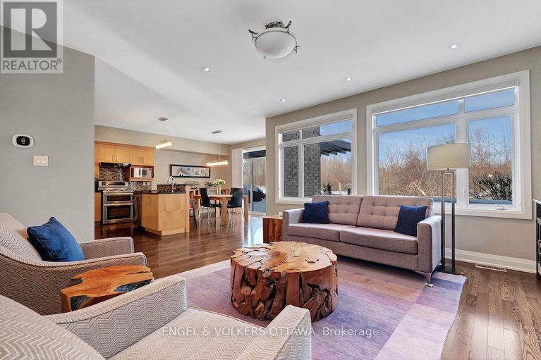 29353199/3681-eureka-avenue-e/blossom-parkleitrim/ottawa/ontario/K1T1L5_10